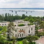 Petit Bois - Adults From 14 Hotel